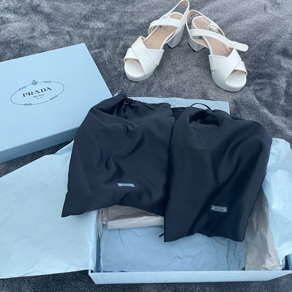 PRADA White Bianco Vernice Calzature Donna 37.5 7.5